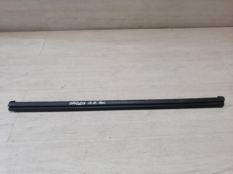 Omoda C5 бархотка внутренняя передняя правая