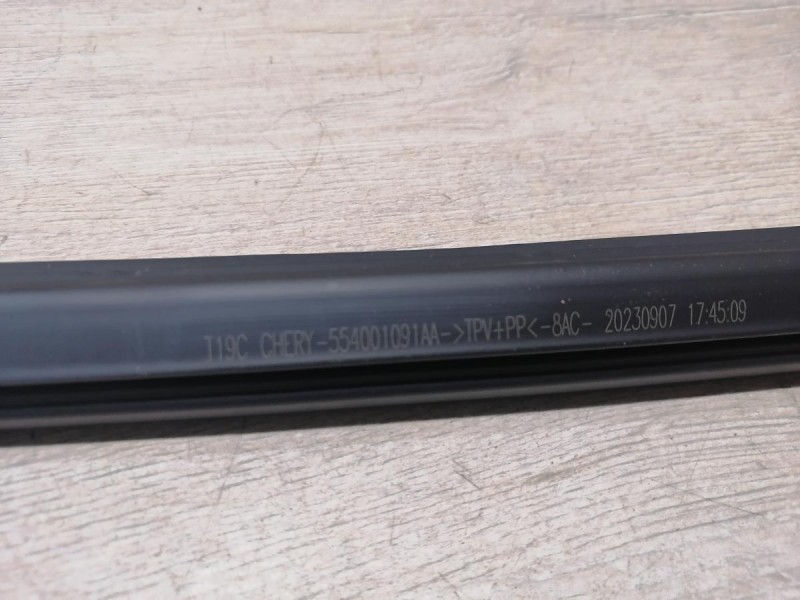 Omoda C5 бархотка внутренняя задняя правая