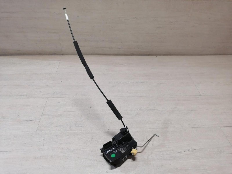 Omoda C5 замок двери задний правый