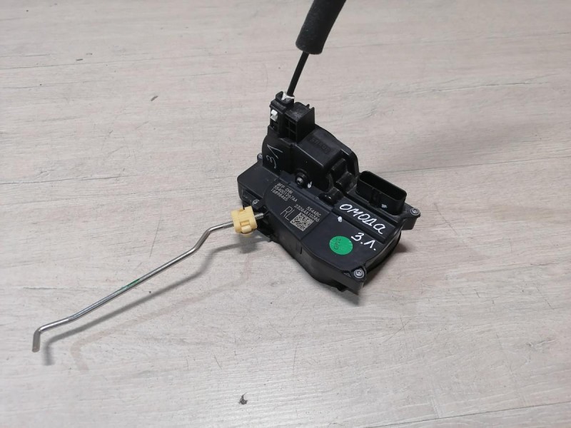 Omoda C5 замок двери задний левый