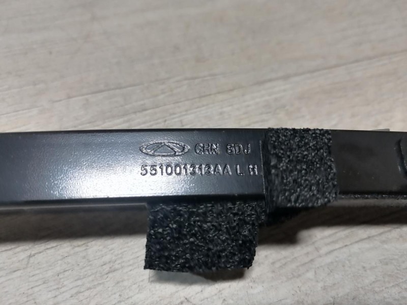 Omoda C5 направляющая стекла задняя левая