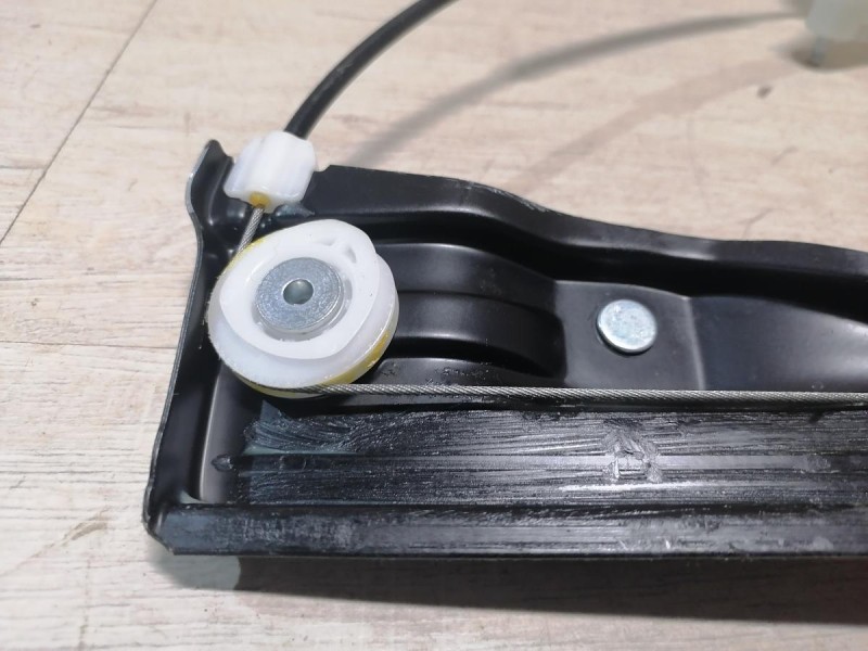 Omoda C5 стеклоподъемник передний правый