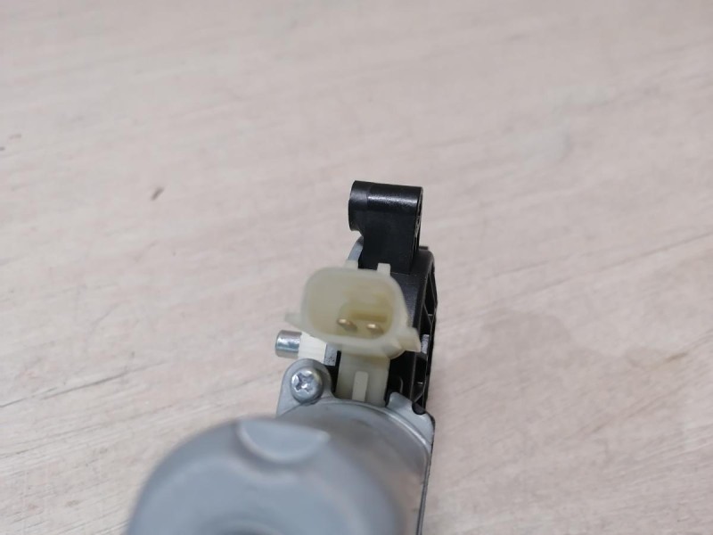 Omoda C5 моторчик стеклоподъемника передний правый