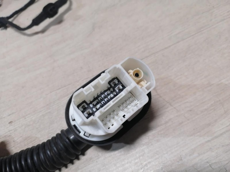 Omoda C5 проводка двери передняя левая