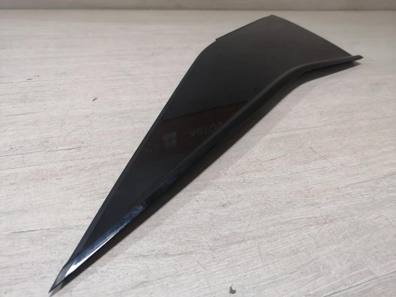 Omoda C5 накладка крыла задняя правая молдинг