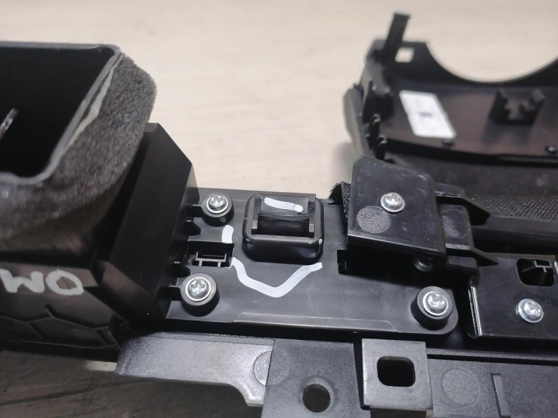 Omoda C5 дефлектор торпедо левый деф