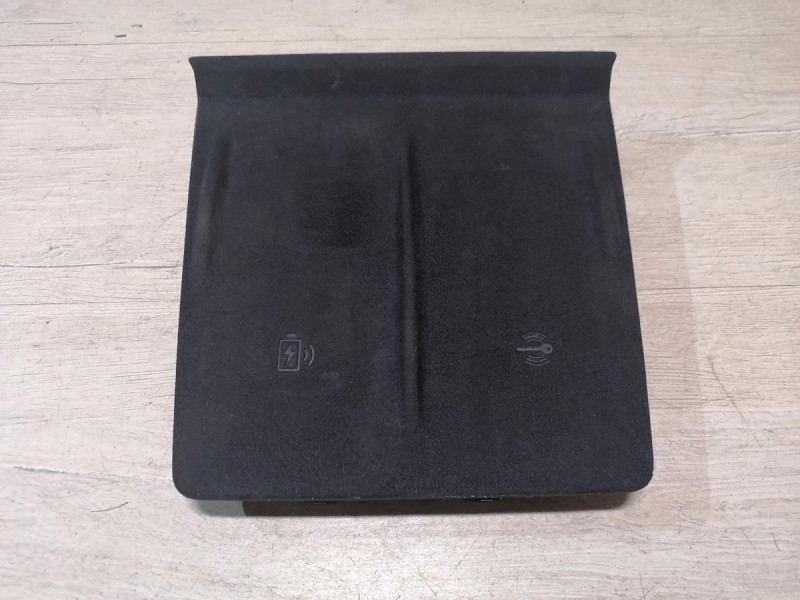 Omoda C5 блок управления беспроводной зарядкой