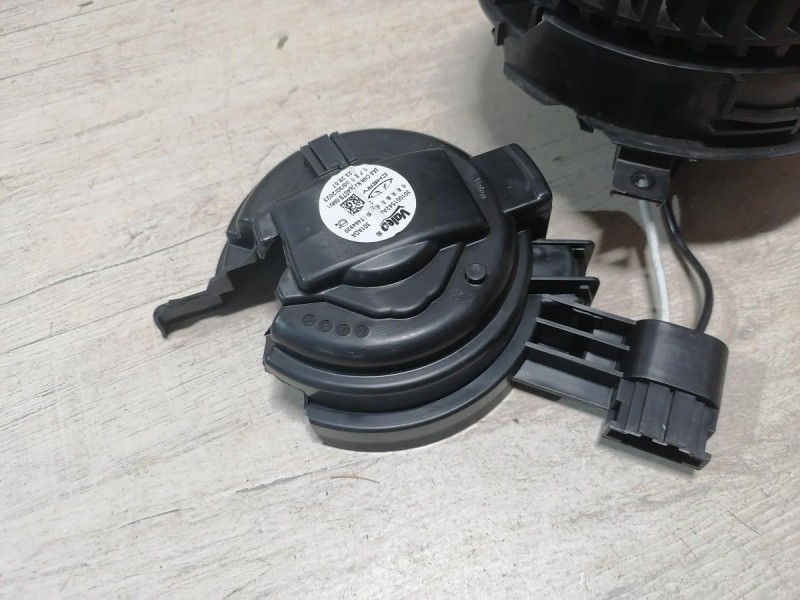 Omoda C5 моторчик печки деф