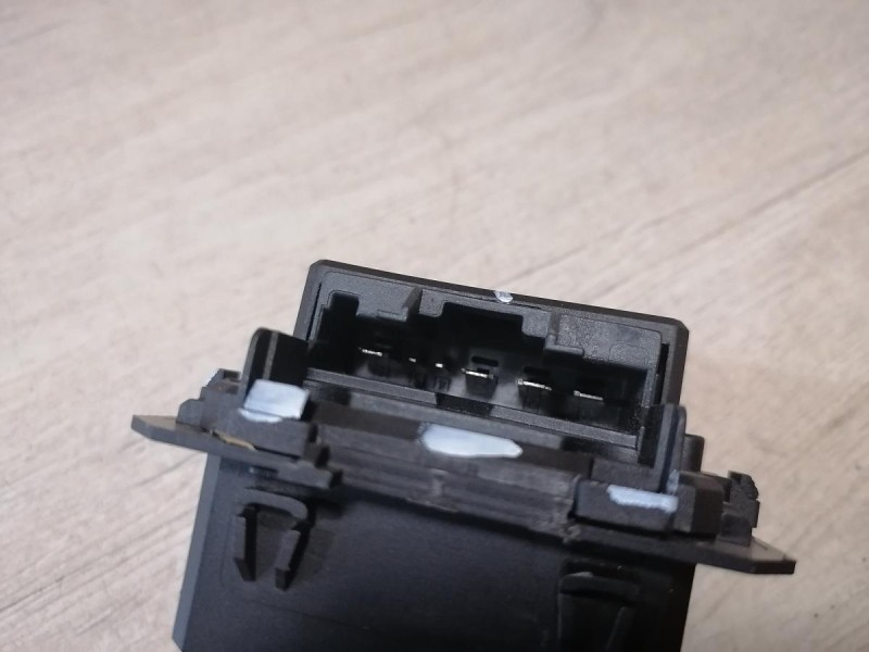 Omoda C5 резистор печки