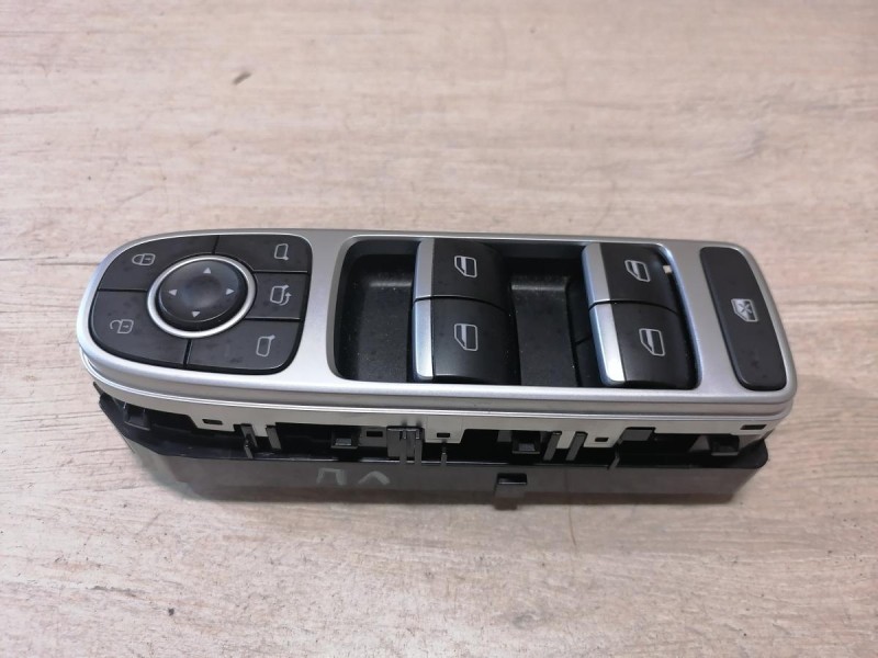 Omoda C5 блок управления стеклоподъемниками
