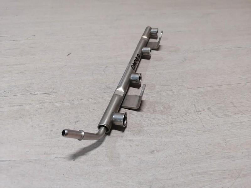 Omoda C5 рампа топливная