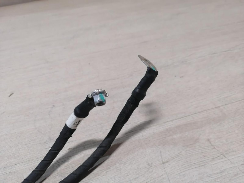 Omoda C5 клемма плюсовая