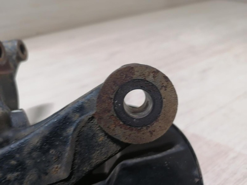 Omoda C5 кулак передний правый