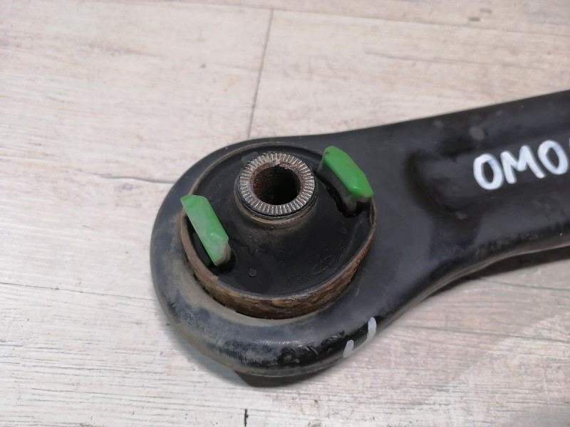 Omoda C5 рычаг передний правый