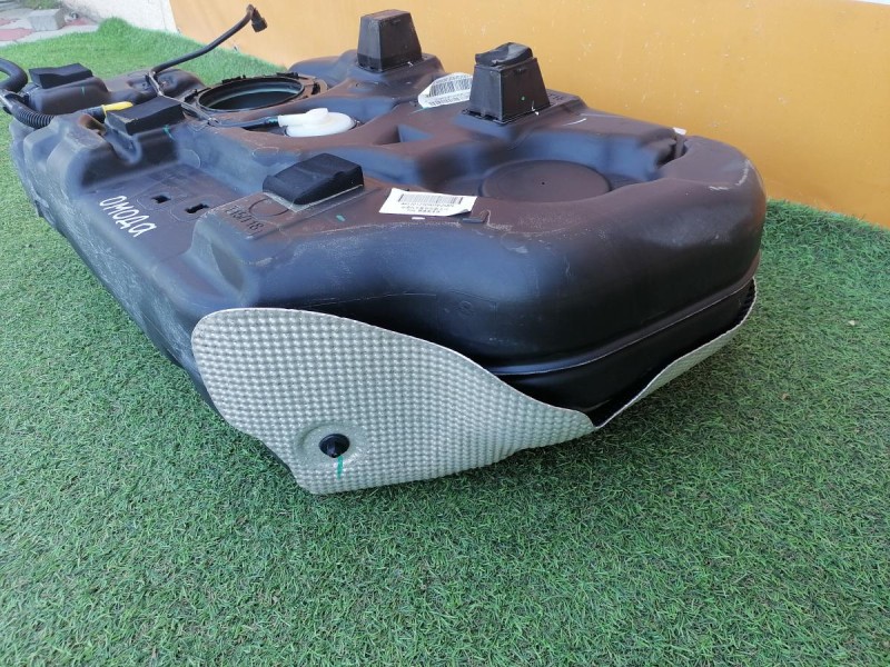 Omoda C5 бензобак