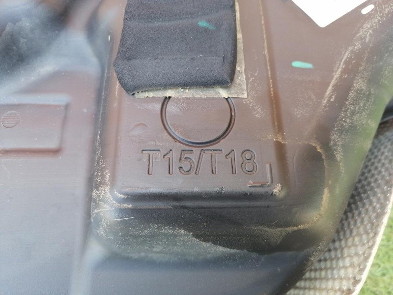 Omoda C5 бензобак