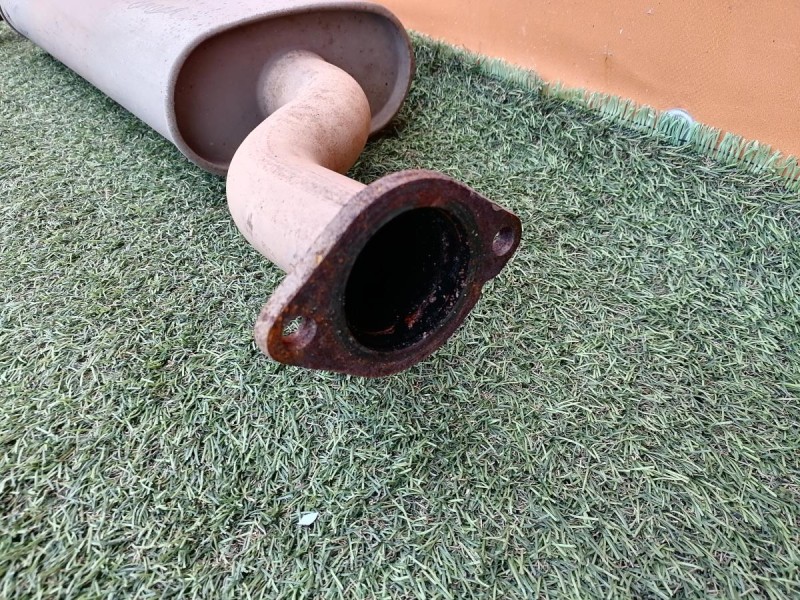 Omoda C5 глушитель средняя честь резонатор