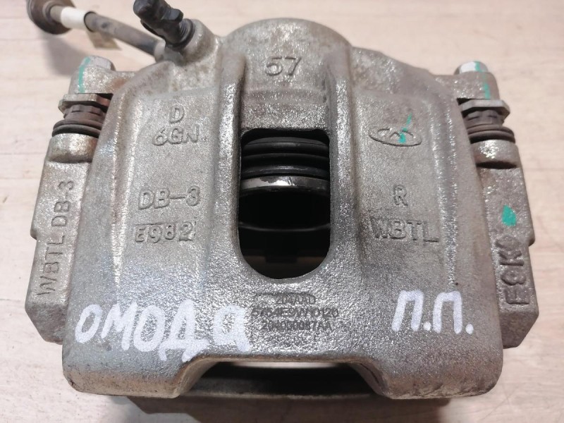 Omoda C5 суппорт передний правый