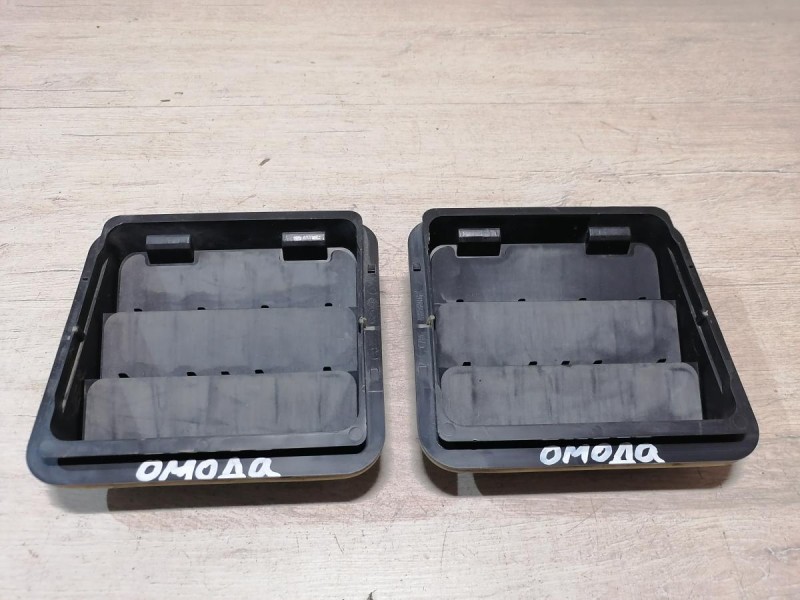 Omoda C5 решетка вентиляции багажника