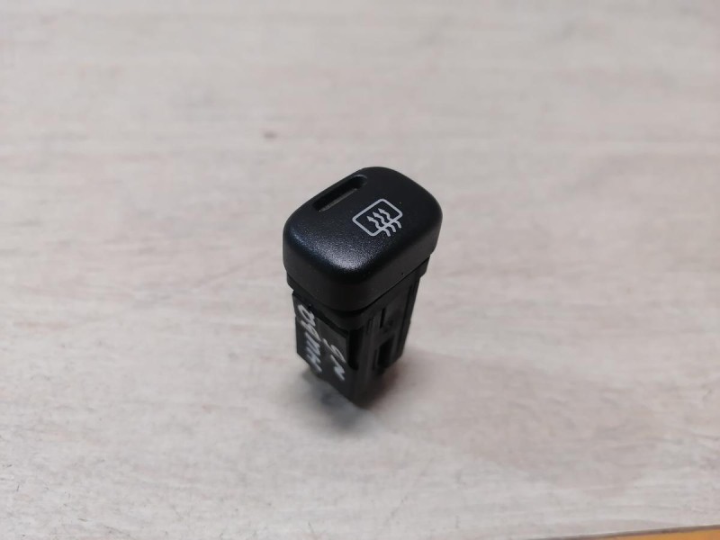 Niva №6 кнопка обогрева заднего стекла