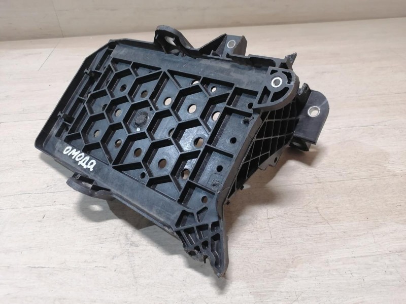 Omoda C5 площадка под аккумулятор деф