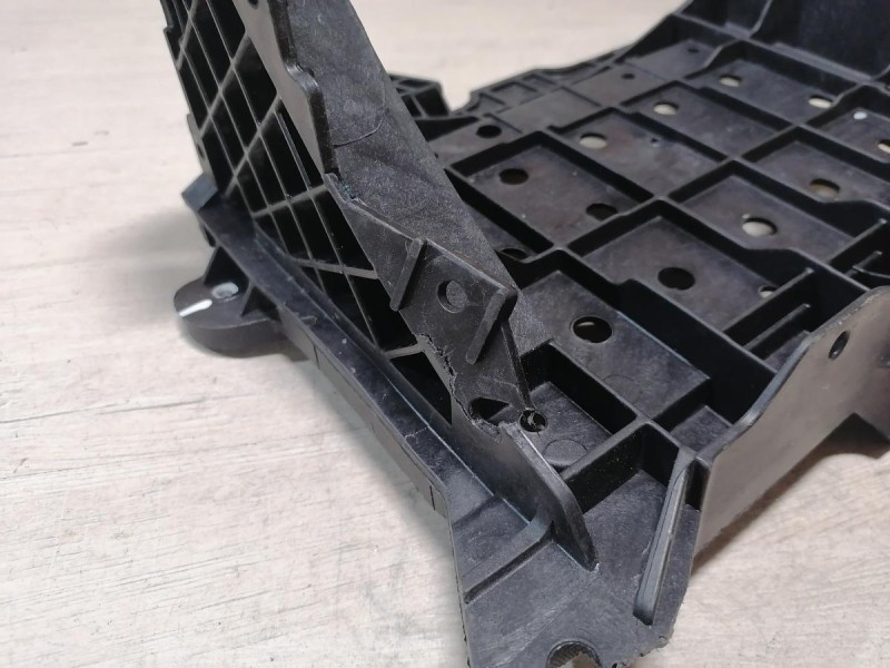 Omoda C5 площадка под аккумулятор деф