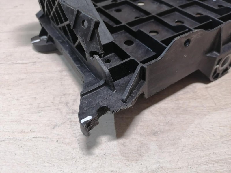 Omoda C5 площадка под аккумулятор деф