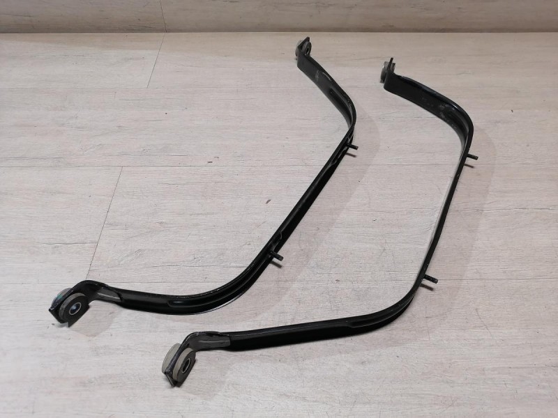 Omoda C5 крепление бензобака к-кт