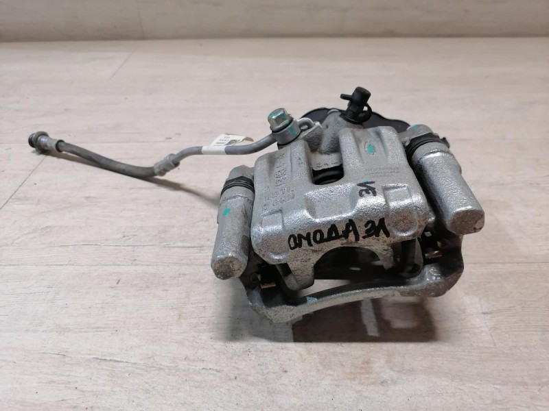 Omoda C5 суппорт задний левый эл ручник