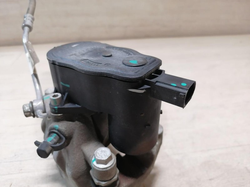 Omoda C5 суппорт задний левый эл ручник