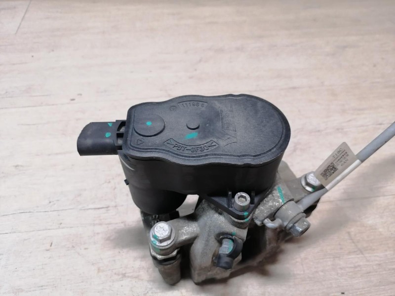 Omoda C5 суппорт задний правый эл ручник