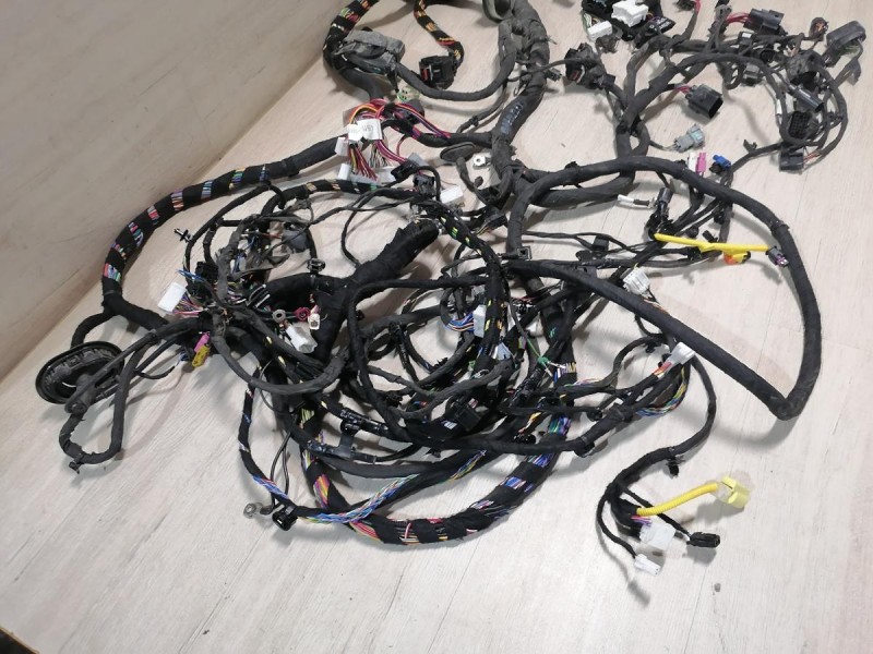 Omoda C5 проводка салона деф