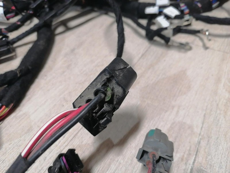 Omoda C5 проводка салона деф