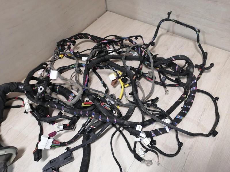 Omoda C5 проводка салона деф