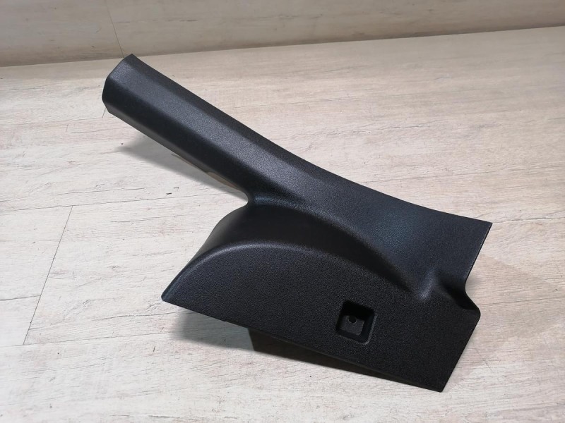 Omoda C5 обшивка порога задняя правая