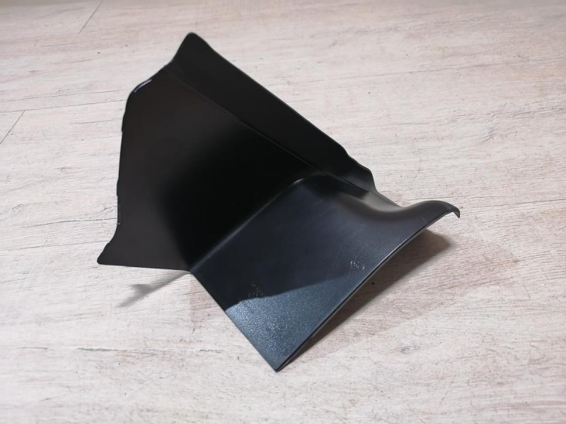 Omoda C5 накладка фонаря задняя левая