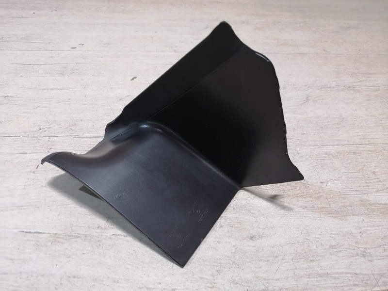 Omoda C5 накладка фонаря задняя правая