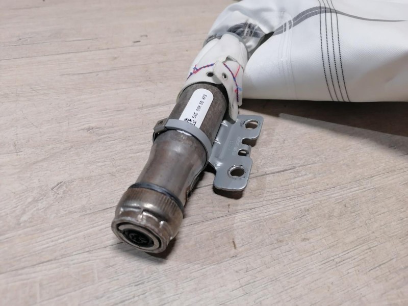 Omoda C5 шторка безопасности левая стрел