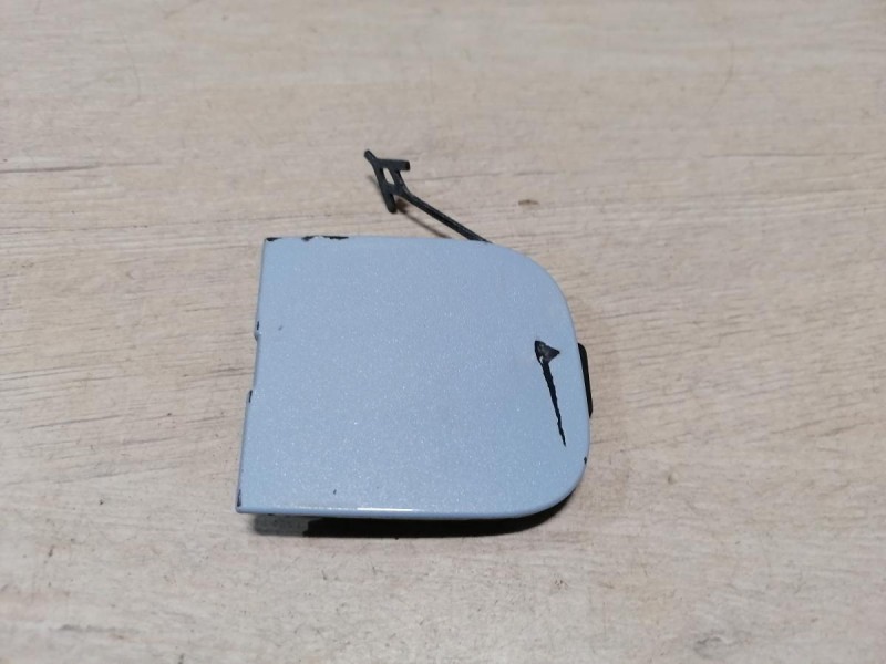 Omoda C5 заглушка переднего бампера под крюк деф