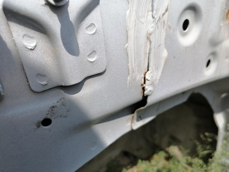 Omoda C5 лонжерон левый деф