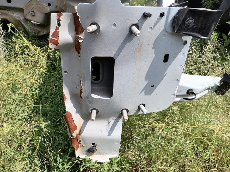 Omoda C5 лонжерон левый деф