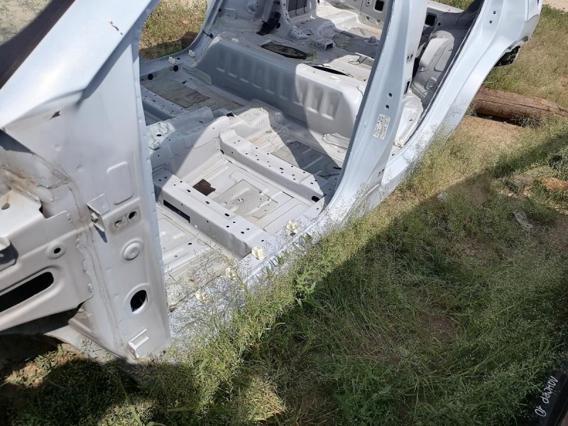 Omoda C5 порог левый