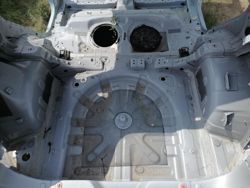 Omoda C5 панель задняя ниша под запаску