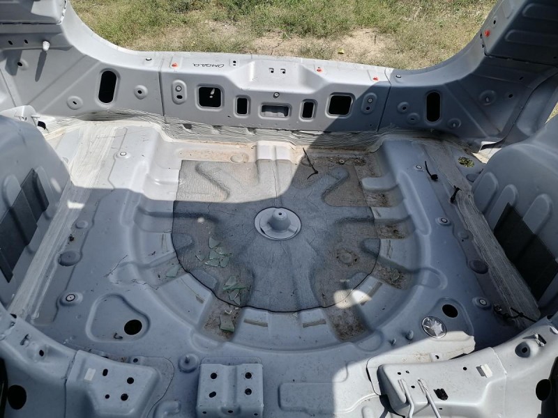 Omoda C5 панель задняя ниша под запаску