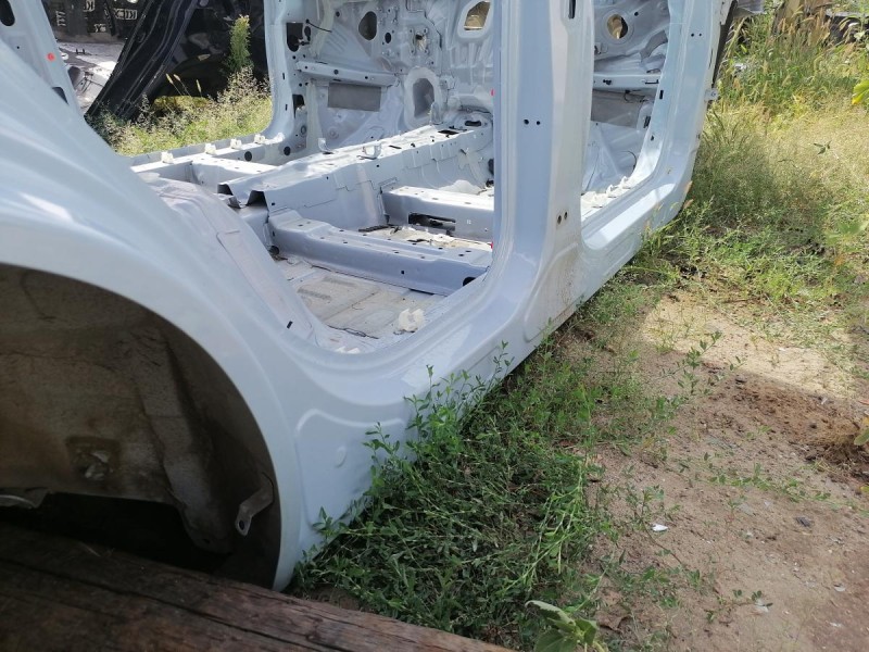 Omoda C5 порог правый