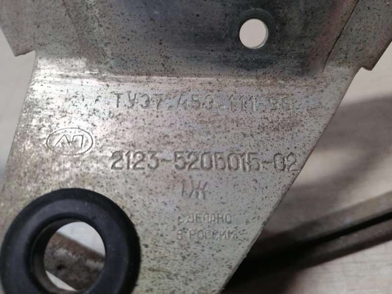 Niva №6 трапеция дворников деф