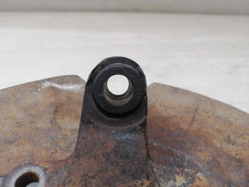 Niva №6 кулак левый