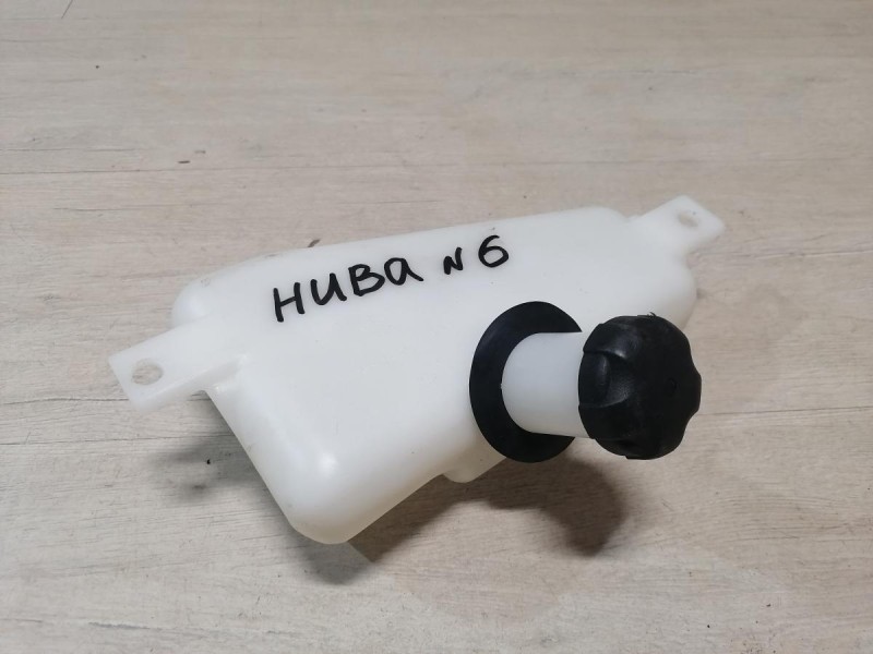 Niva №6 бачок омывателя заднего стекла