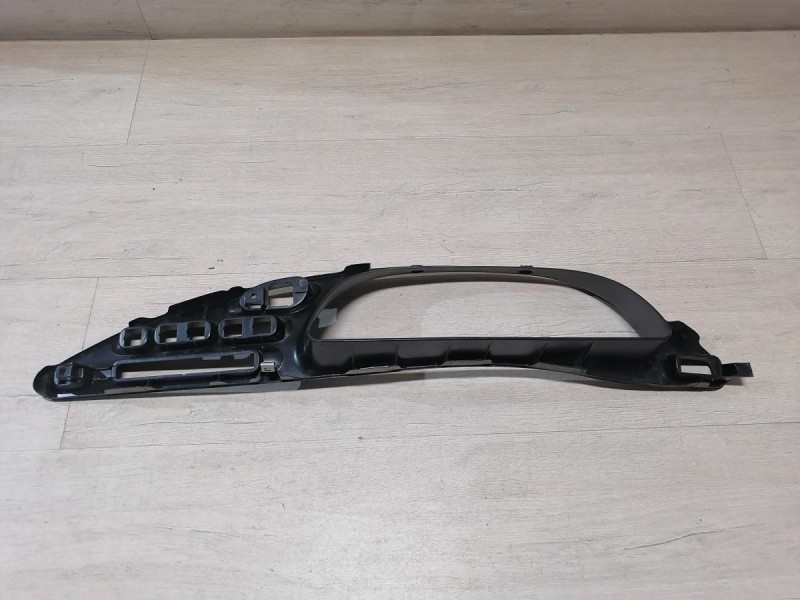 Niva №6 накладка торпедо под панель приборов блок кнопок