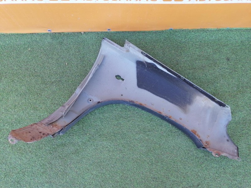 Niva №6 крыло переднее левое